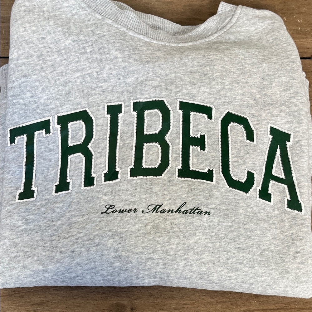 H&M Gray Sweatshirt with Green Tribeca Print